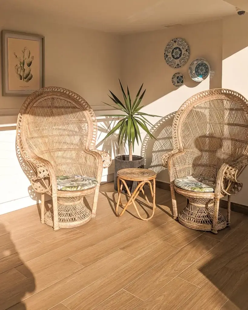 Seating area in the bar at H10 Ocean Dunas