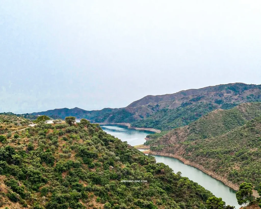 A view from Mirador de la Herriza towards the mountains below & Rio Verde.